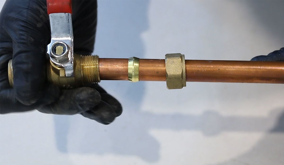 compression fittings can be used on natural gas lines