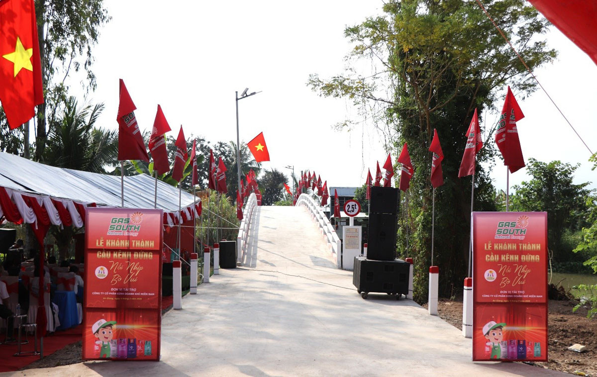 Khánh thành cầu Kênh Đứng