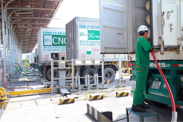 tram-cng-3