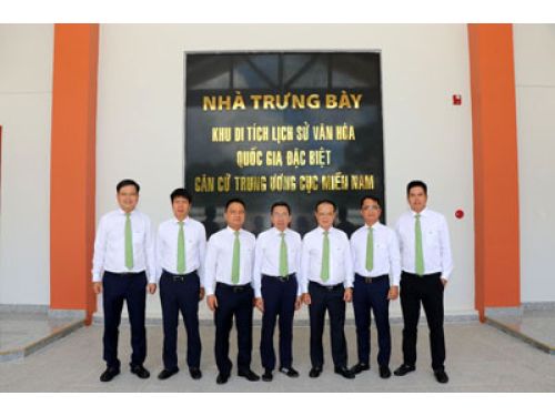 Chương trình về nguồn & kết nạp Đảng viên tại Trung ương cục Miền Nam
